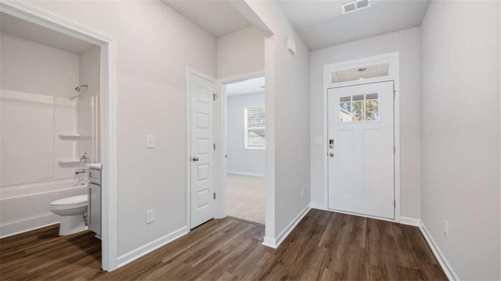 1114 Adirondac Way Property Photo 3