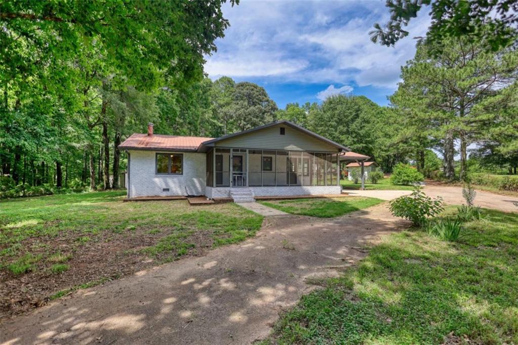 2217 Meadows Road Property Photo 1