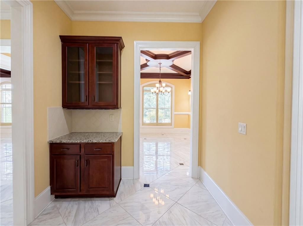 332 Warwick Place Property Photo 20