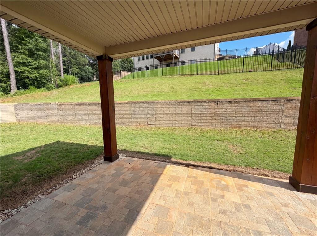 332 Warwick Place Property Photo 38