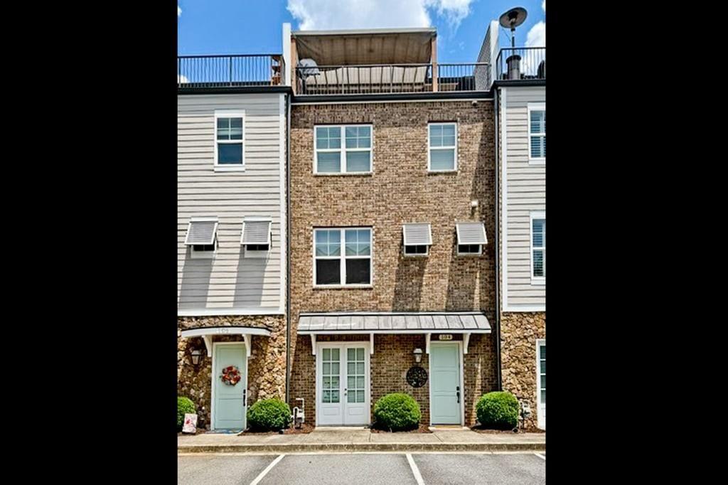 104 Canton Way Property Photo 1