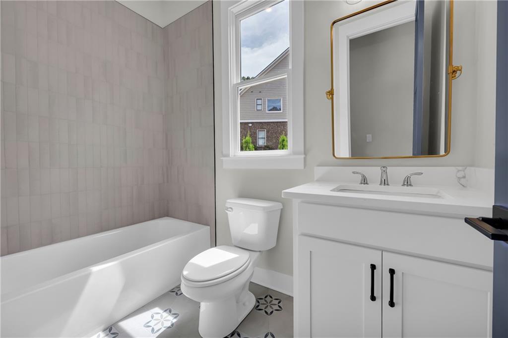 2476 St Martin Way Property Photo 28