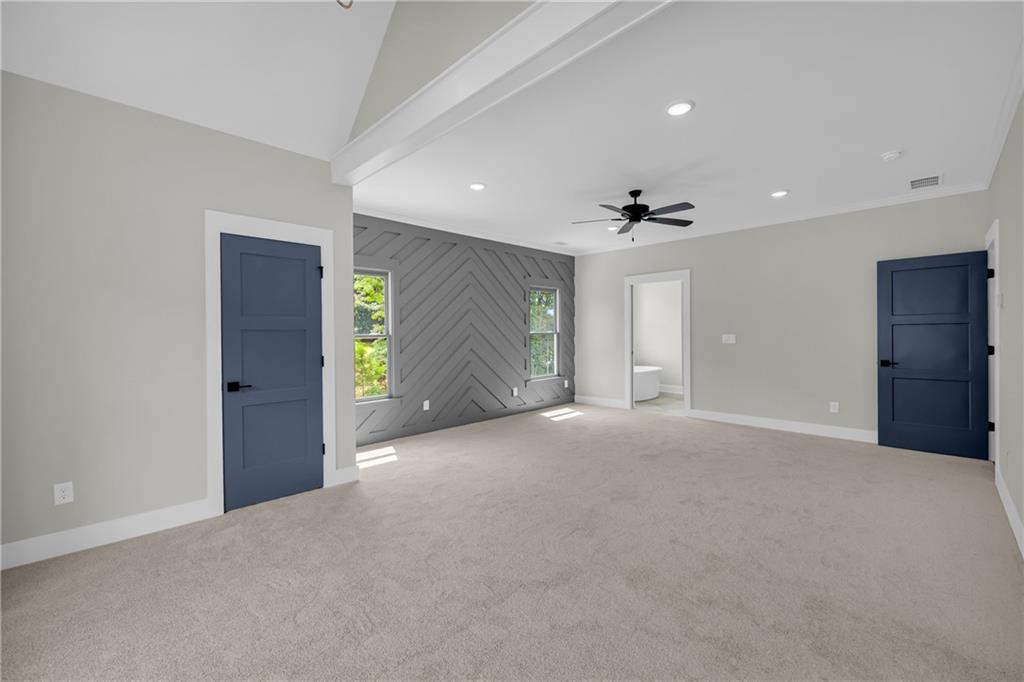 2476 St Martin Way Property Photo 34