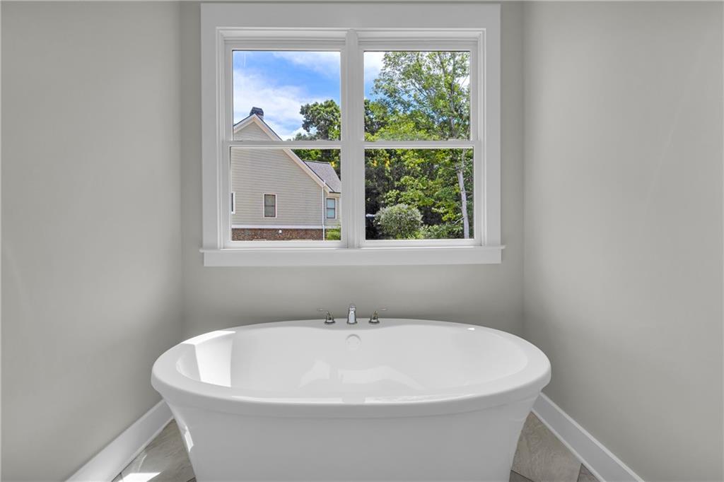 2476 St Martin Way Property Photo 42