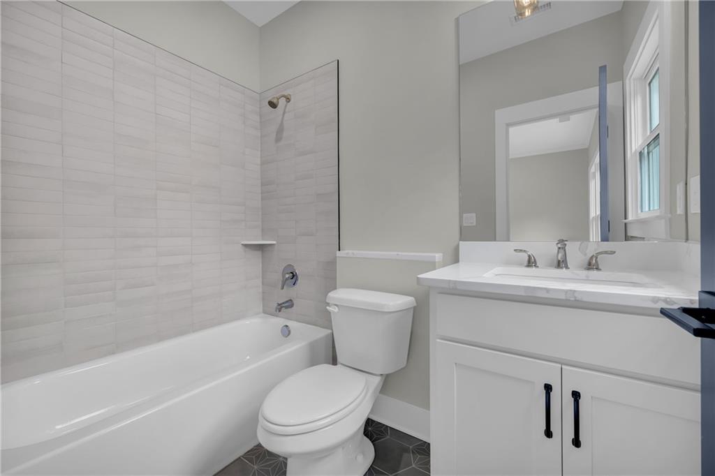 2476 St Martin Way Property Photo 56