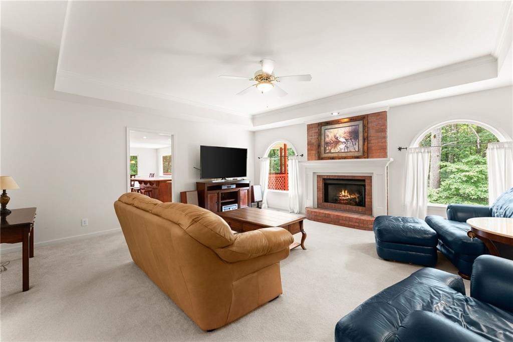 2405 Brooks Road Property Photo 10