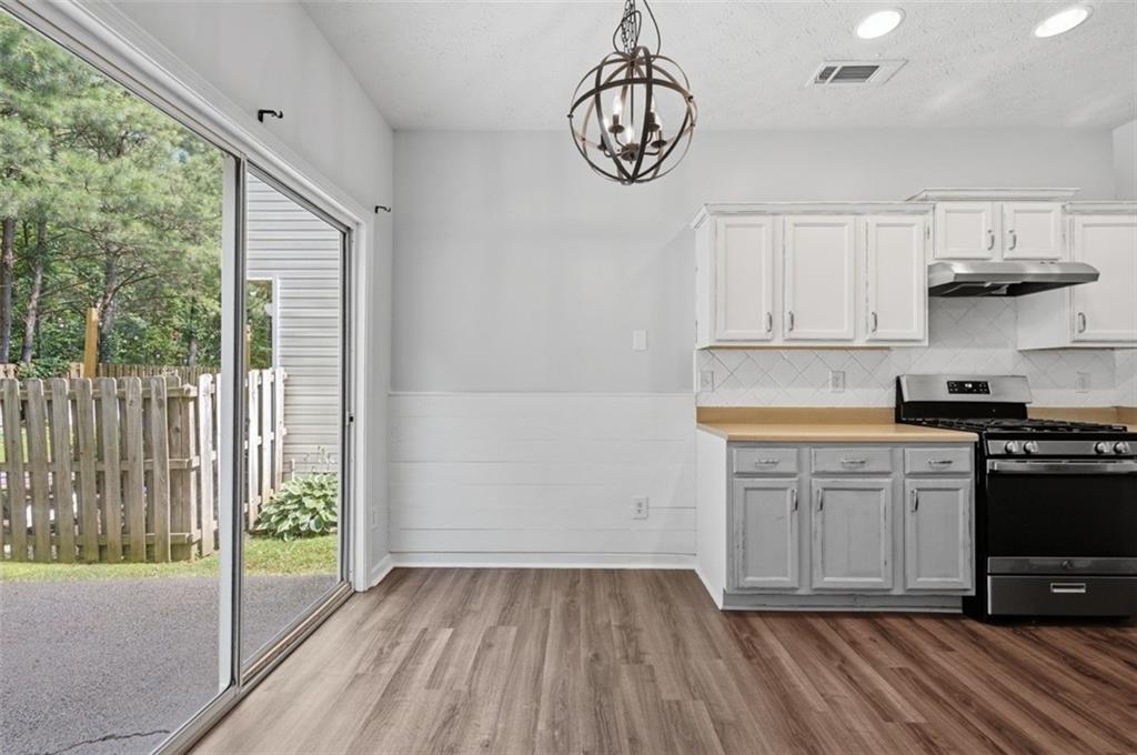 905 Tamarisk Place Property Photo 10