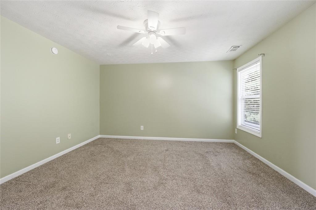 905 Tamarisk Place Property Photo 19