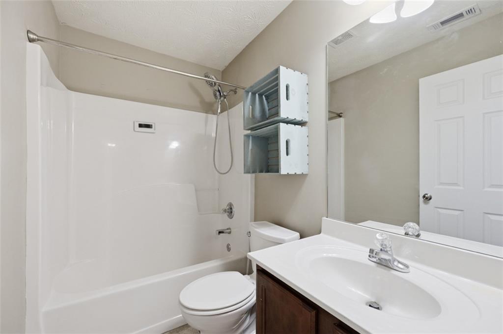 905 Tamarisk Place Property Photo 26