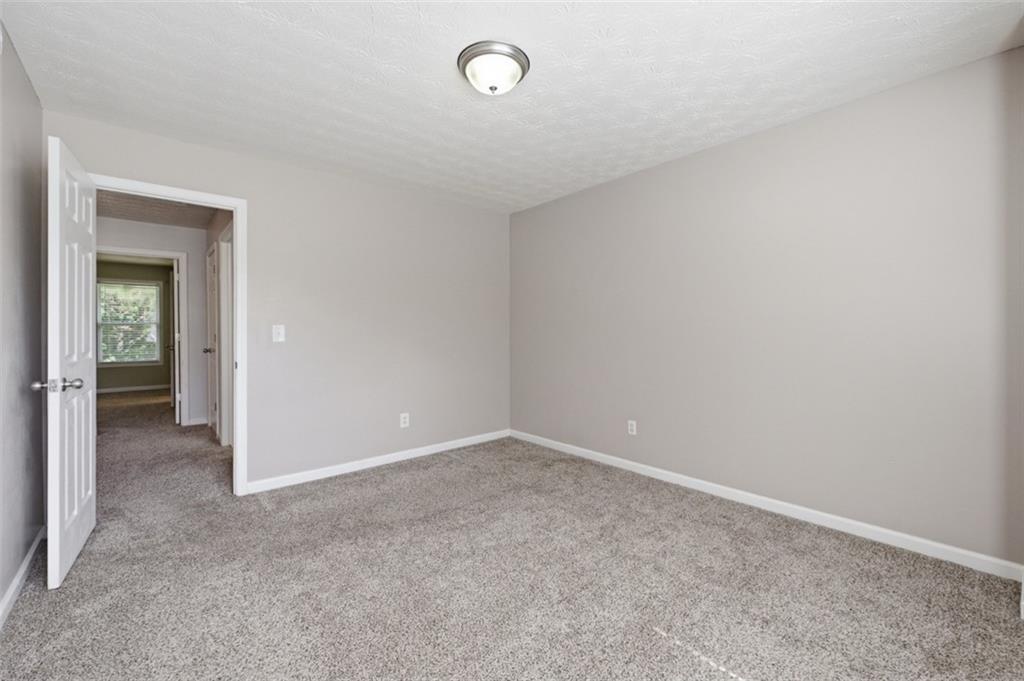 905 Tamarisk Place Property Photo 27