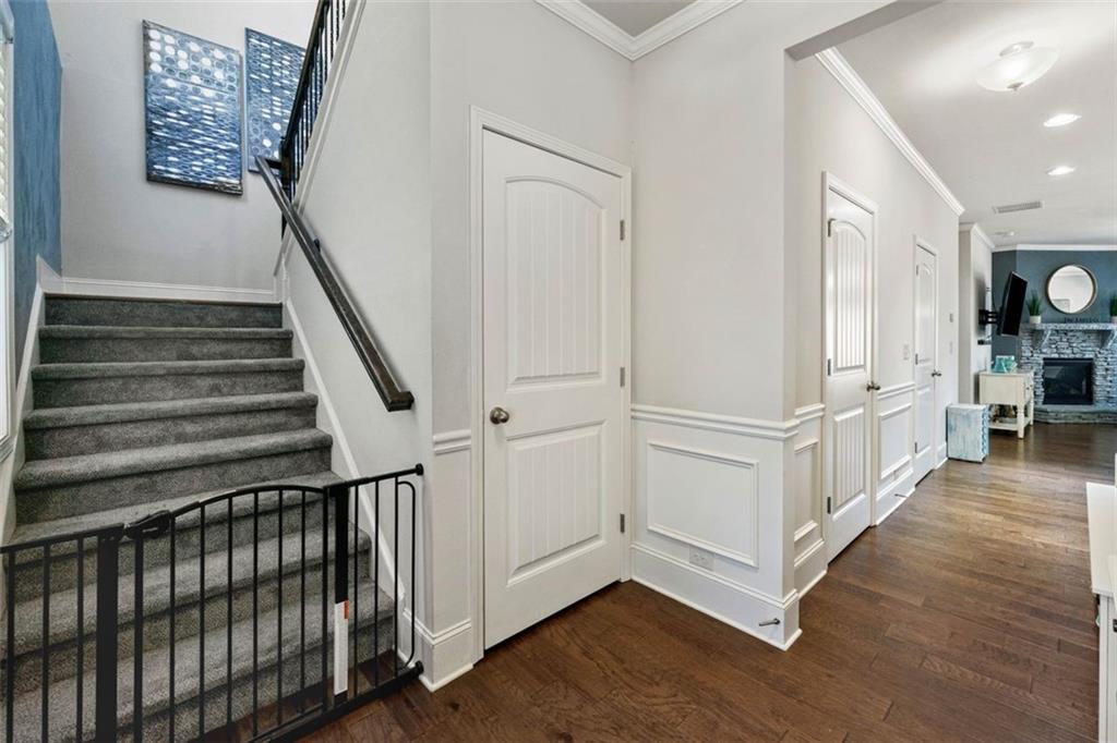 6623 Rivergreen Road Property Photo 4