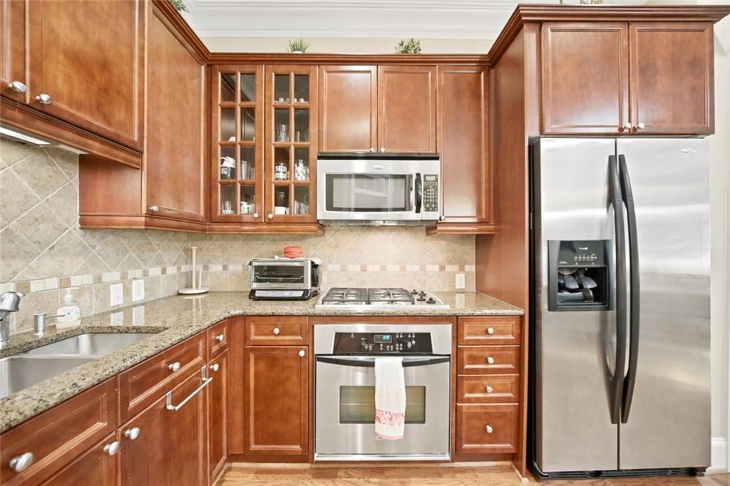3635 E Paces Circle Ne Unit 1114 Property Photo 5