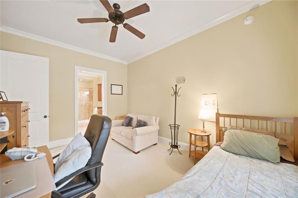 3635 E Paces Circle Ne Unit 1114 Property Photo 12