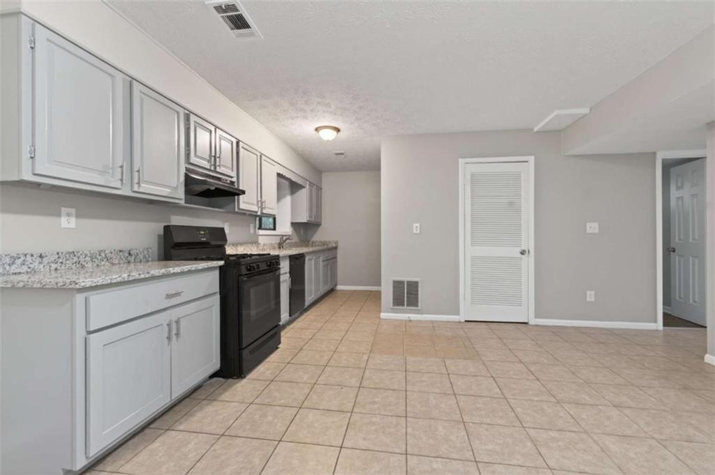 2595 Fieldstone View Lane Property Photo 4