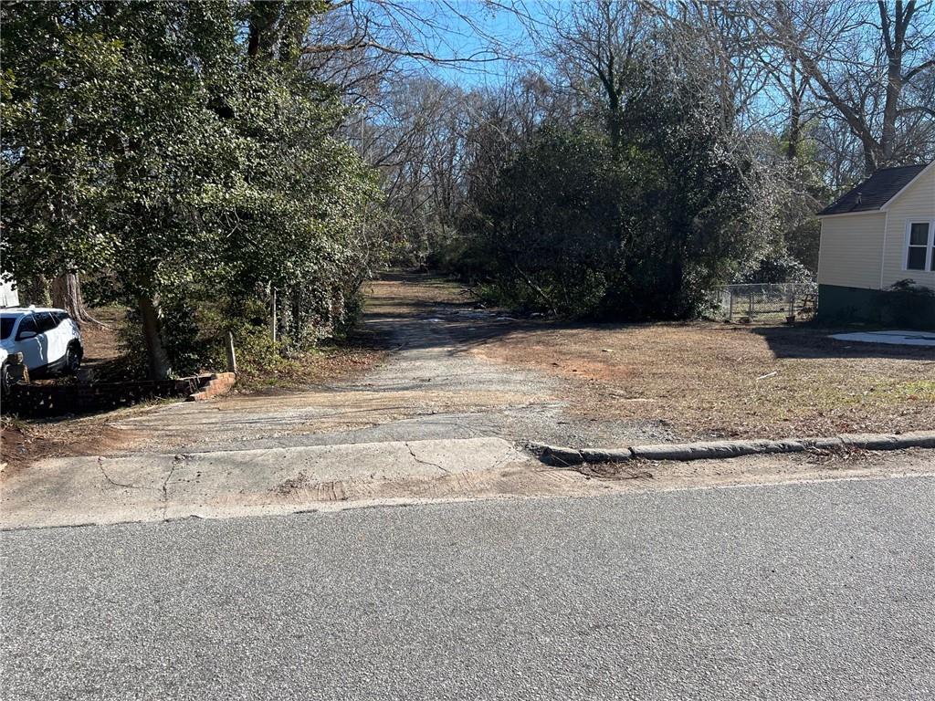 14 Hamilton Bohannon Drive Property Photo 1