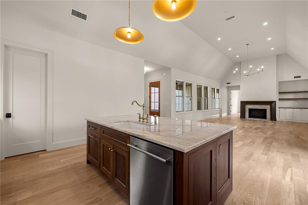 105 Forest Berry Court Property Photo 13