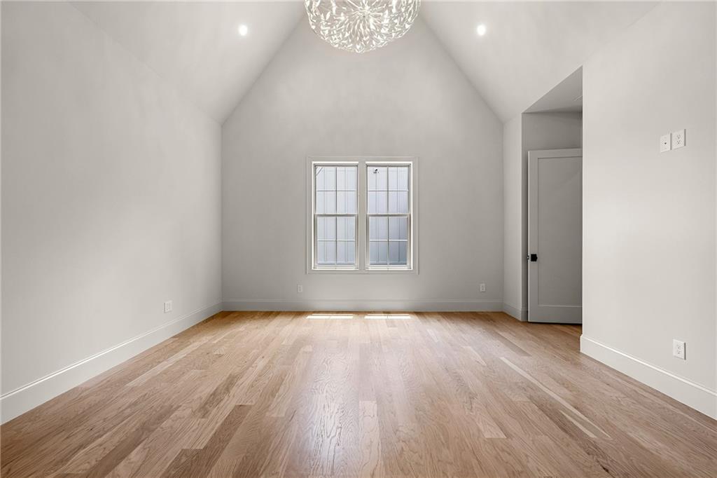 105 Forest Berry Court Property Photo 16