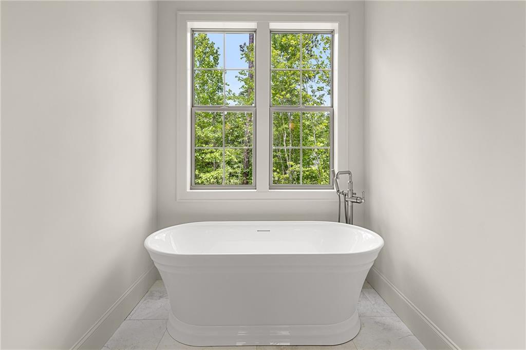 105 Forest Berry Court Property Photo 20