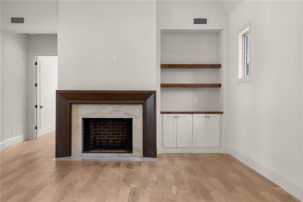 105 Forest Berry Court Property Photo 26