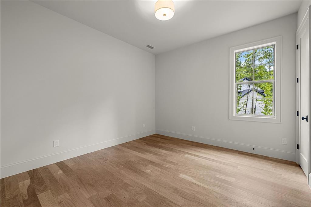 105 Forest Berry Court Property Photo 35