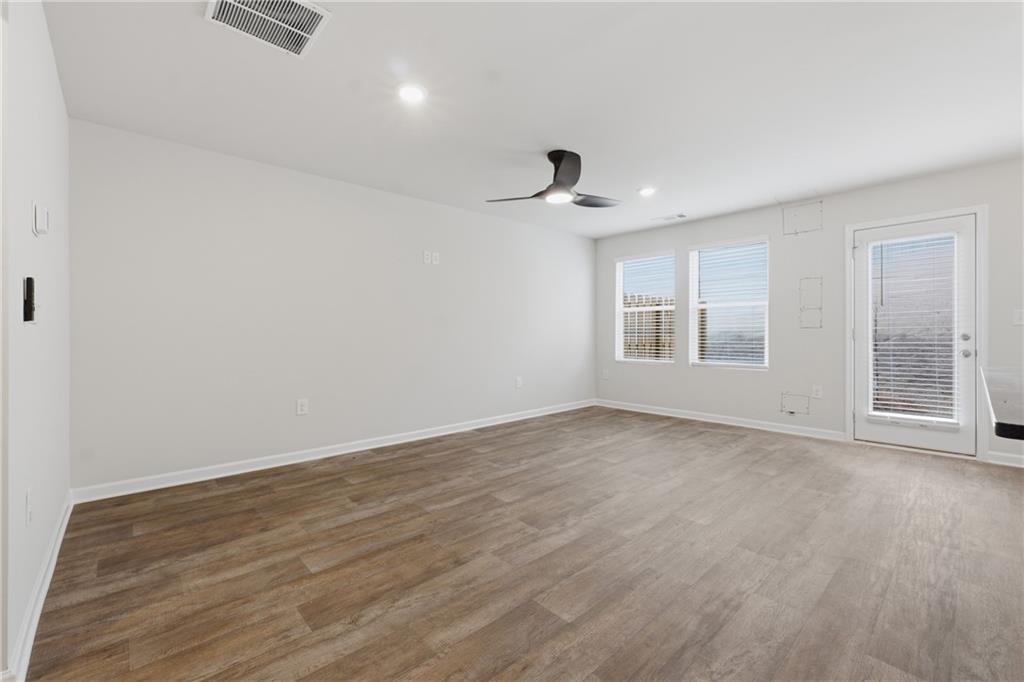 206 Norchester Avenue Property Photo 6