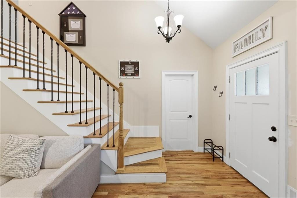 7795685 Property Photo 6