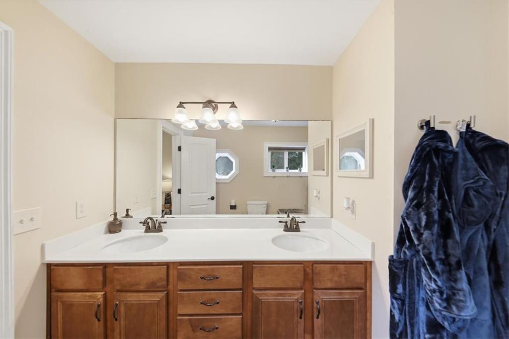 7795685 Property Photo 17