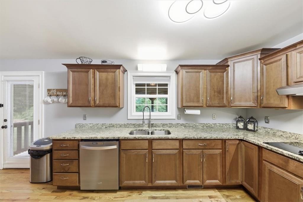 7795685 Property Photo 21