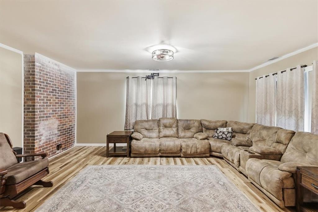 7795685 Property Photo 23