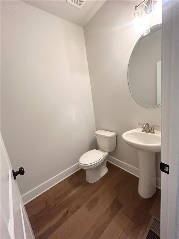 1038 Burnside Place Nw Property Photo 11