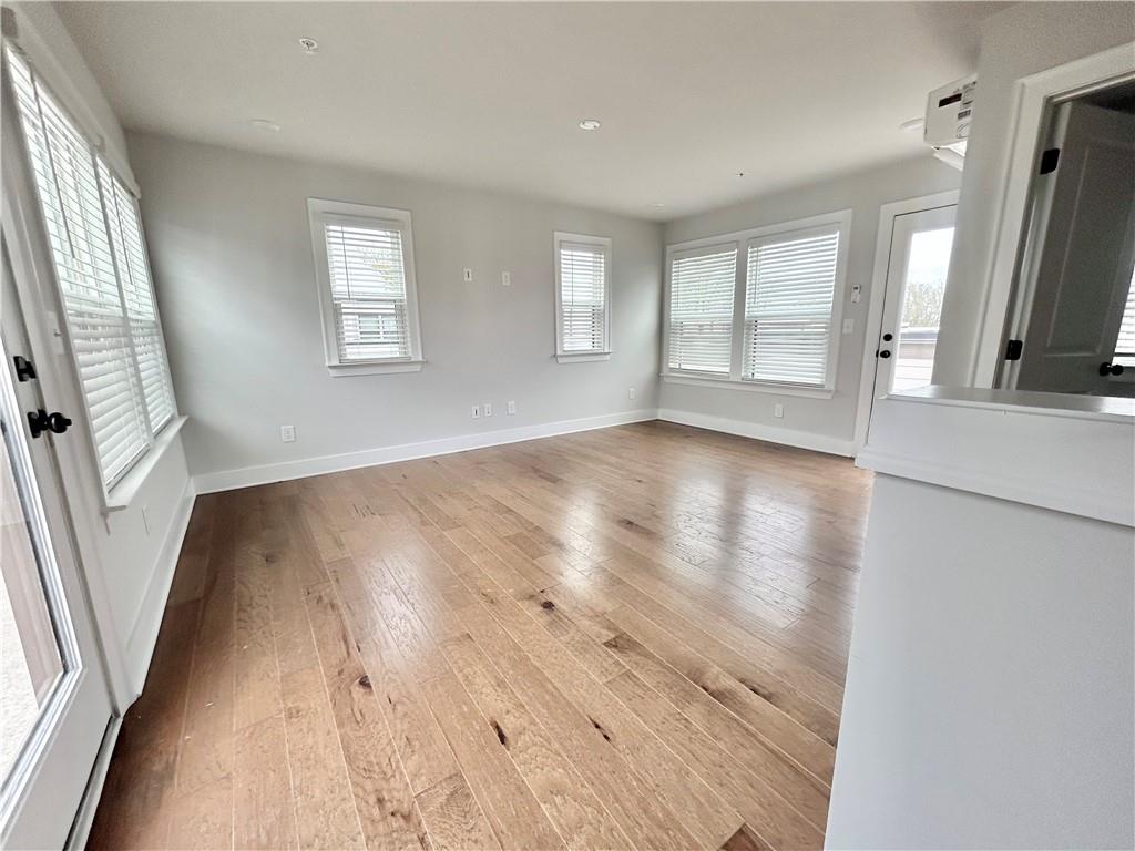 1038 Burnside Place Nw Property Photo 25