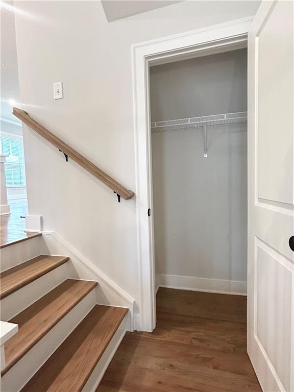 1038 Burnside Place Nw Property Photo 28