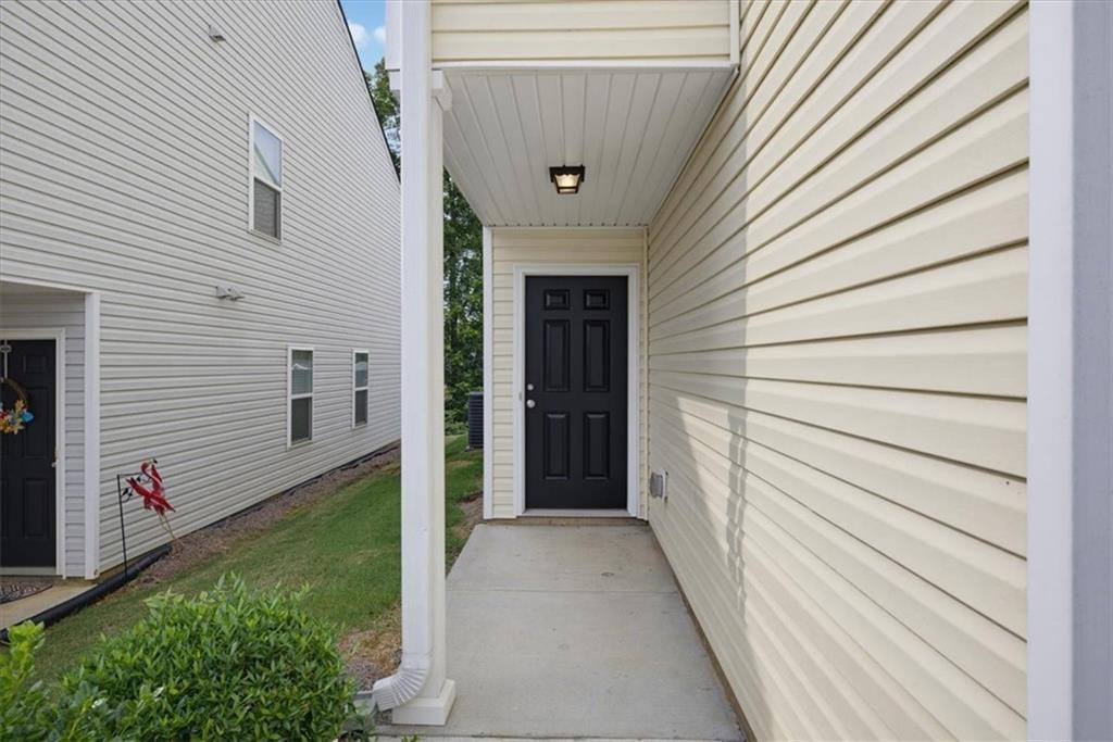 68 Sharp Way Property Photo 4