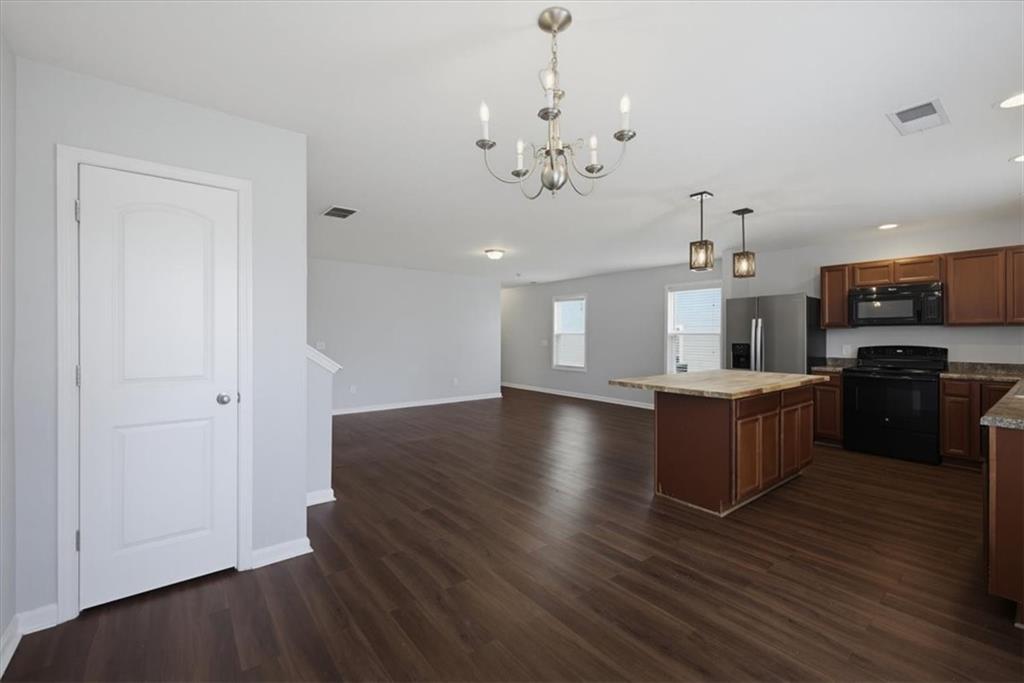 68 Sharp Way Property Photo 16