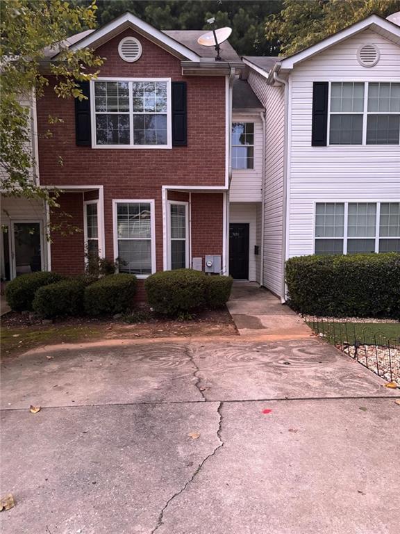 7690 Creekside Lane Property Photo 2