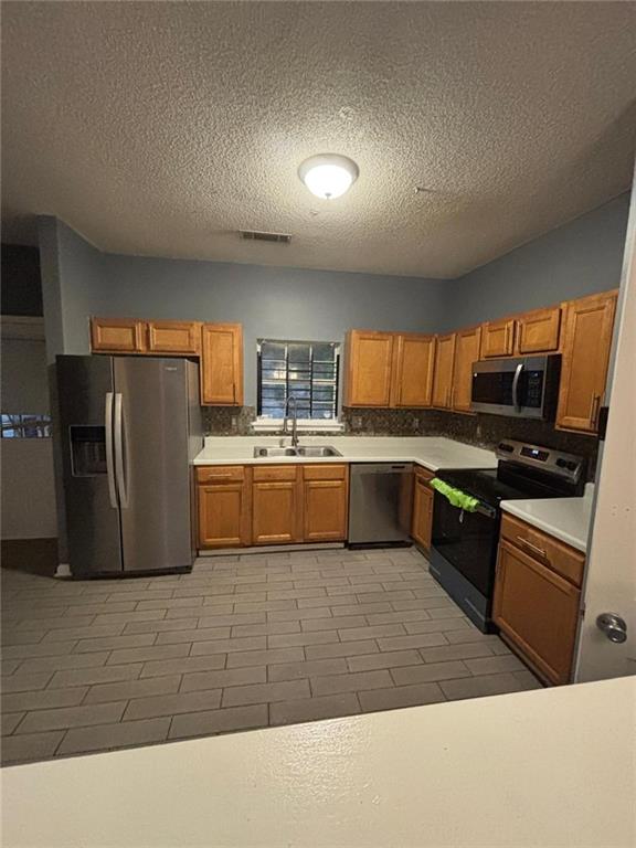 7690 Creekside Lane Property Photo 11