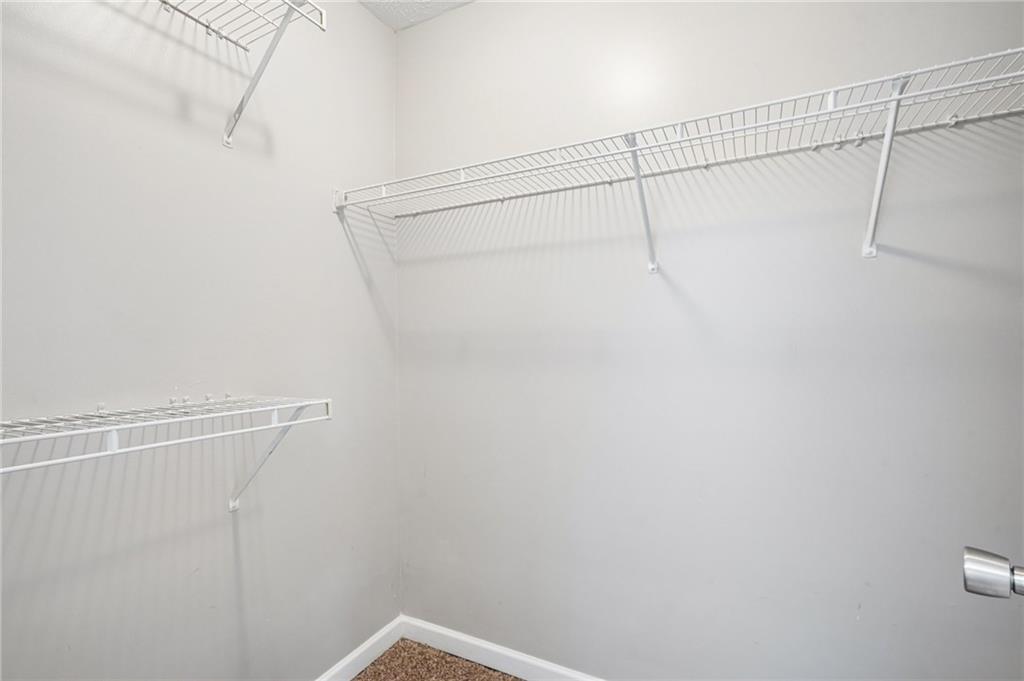 403 Edgewood Drive Property Photo 23