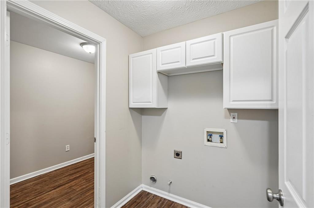403 Edgewood Drive Property Photo 27
