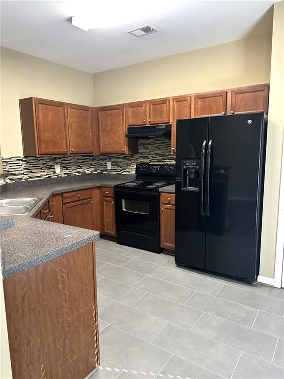 538 Oakside Place Property Photo 7