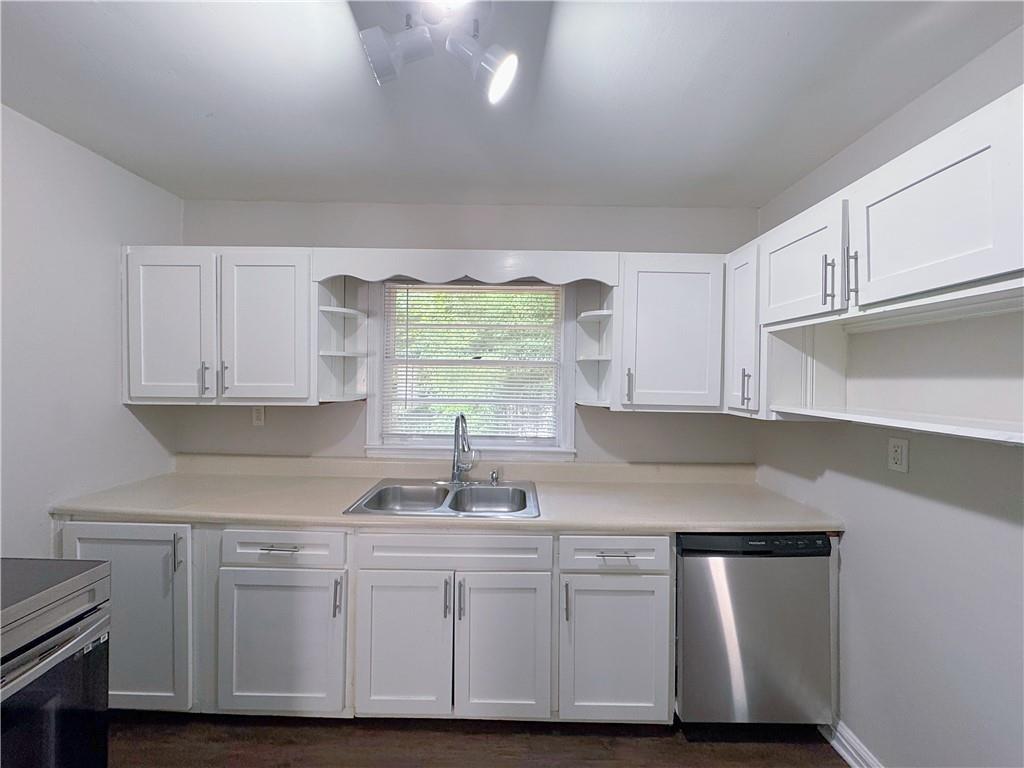 478 Pine Drive Property Photo 7