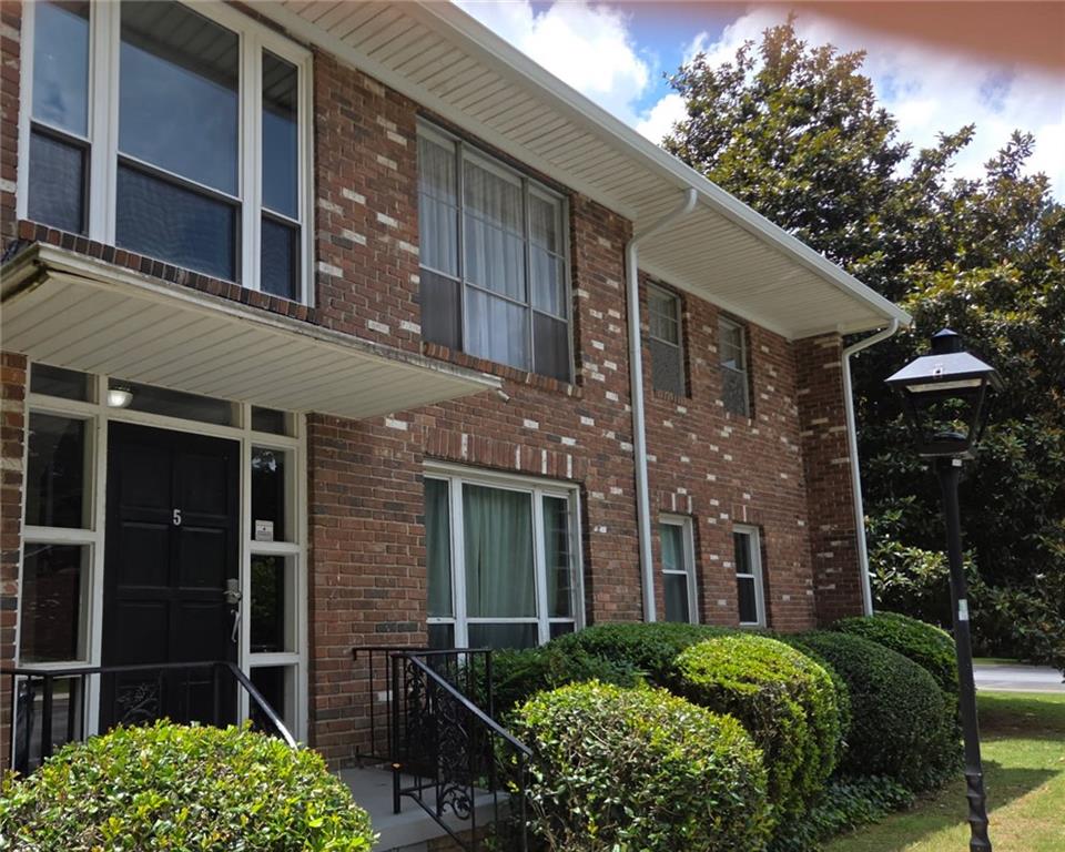 510 Coventry Road Unit 5d Property Photo 2