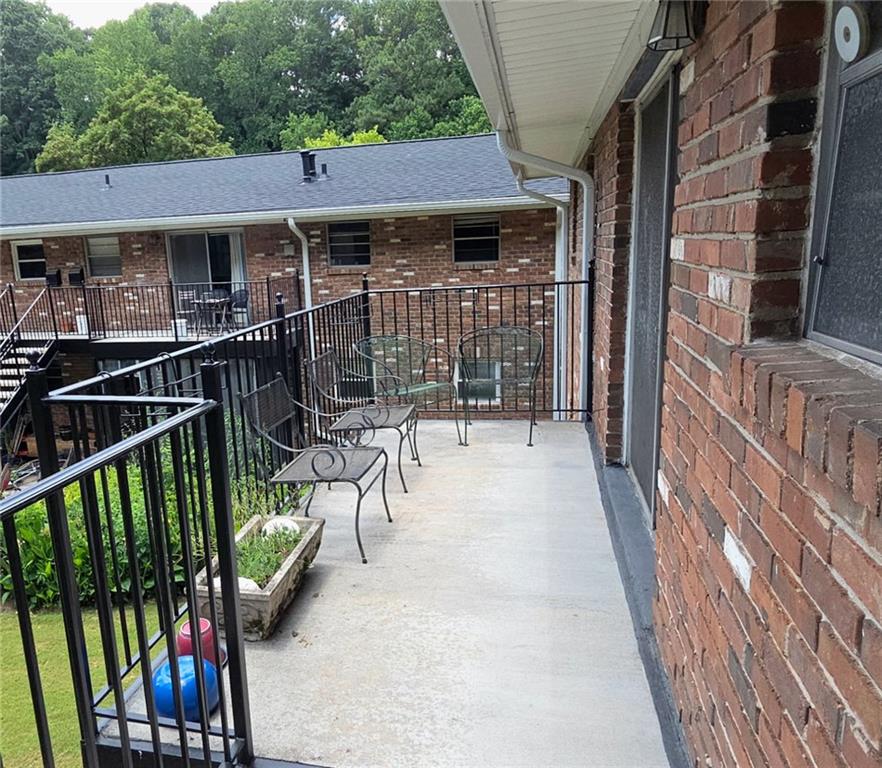510 Coventry Road Unit 5d Property Photo 10