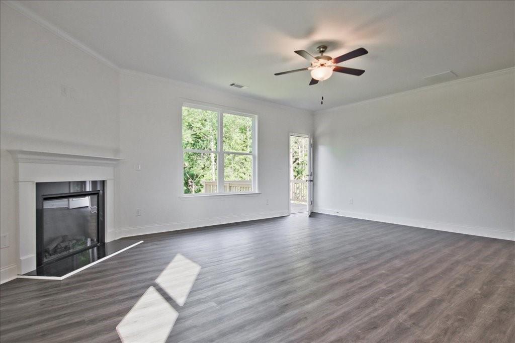 5956 Spring Way Property Photo 9