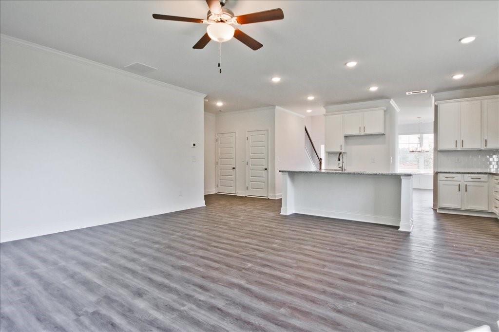 5956 Spring Way Property Photo 10