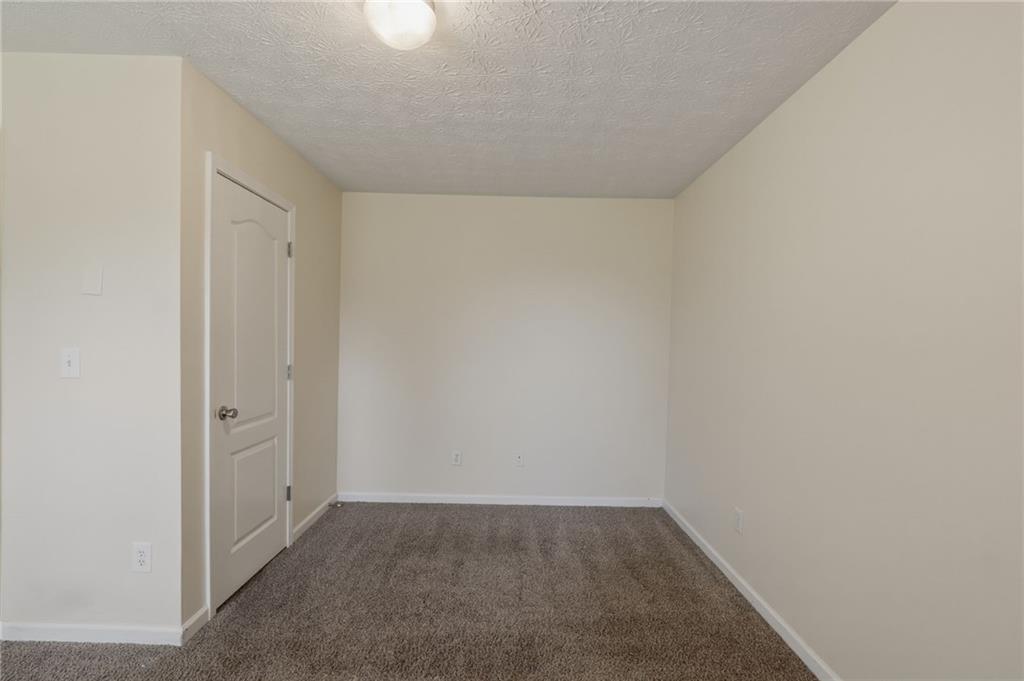 612 Mohawk Circle Property Photo 18