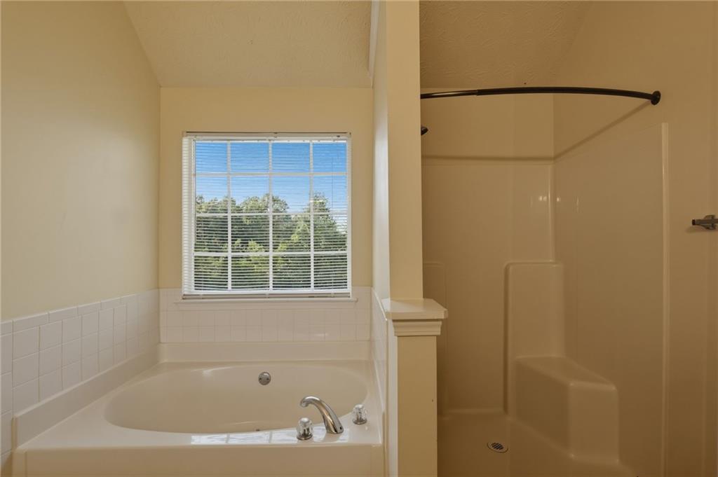 612 Mohawk Circle Property Photo 33