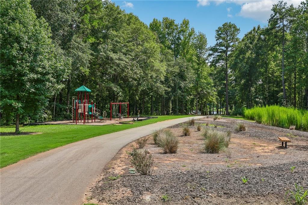 205 Michigan Circle Property Photo 26