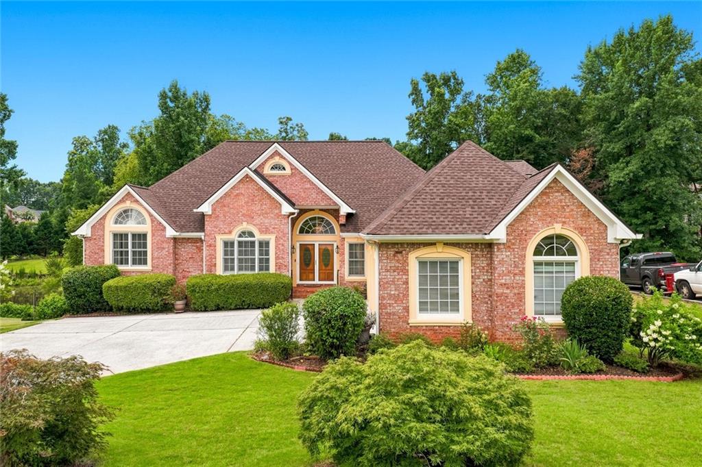 4940 Highland Lake Drive Property Photo 1