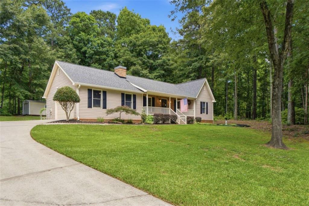 275 Pine Tree Lane Property Photo 3