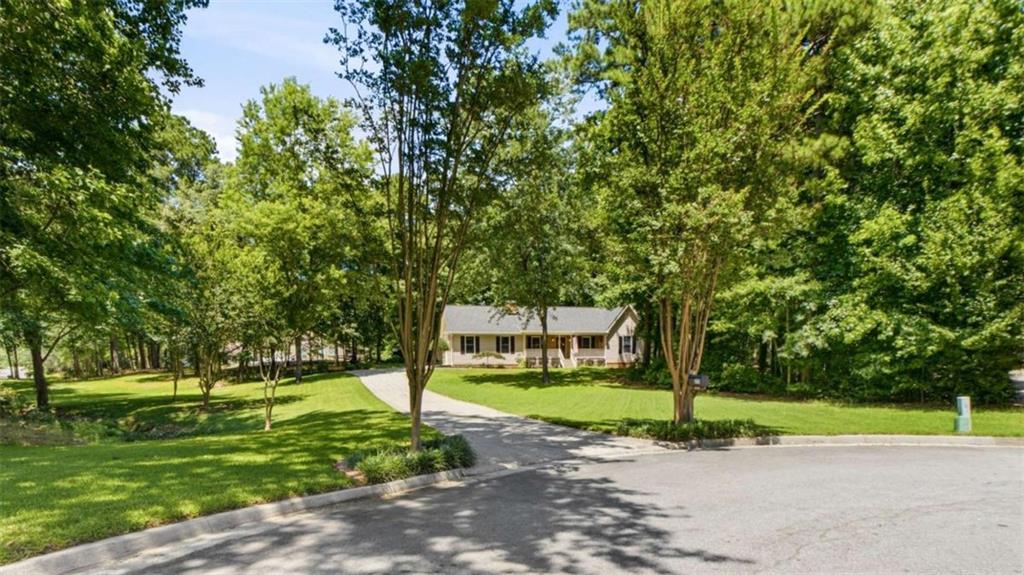 275 Pine Tree Lane Property Photo 4